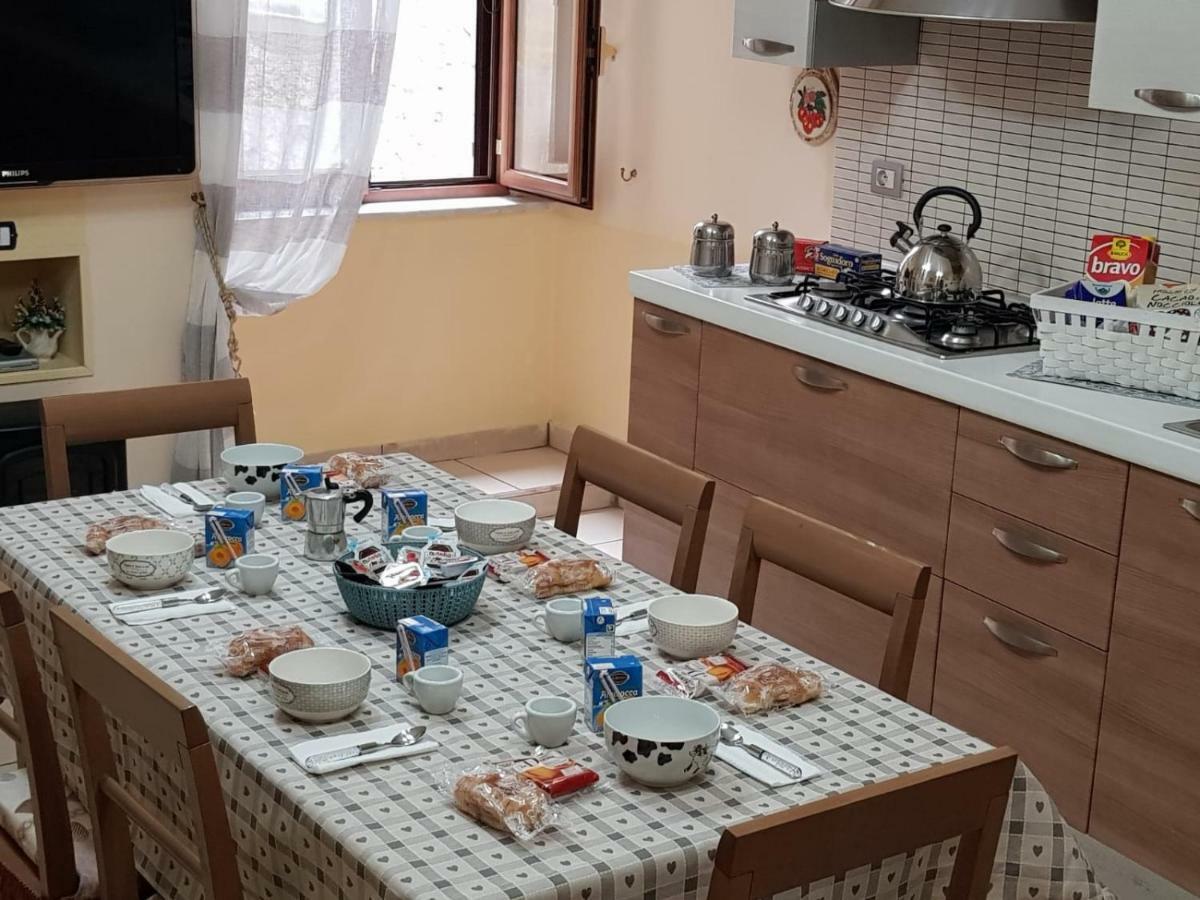 Апартаменти La Casa Di Nana Неаполь Екстер'єр фото